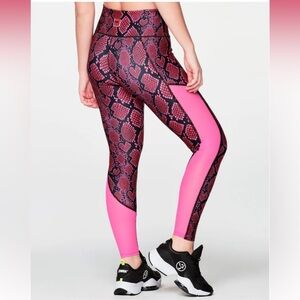 ZUMBA TUMMY CONTROL, BUTT LIFT, HEIGHT WAISTED LEGGINGS. NEW WITH TAGS